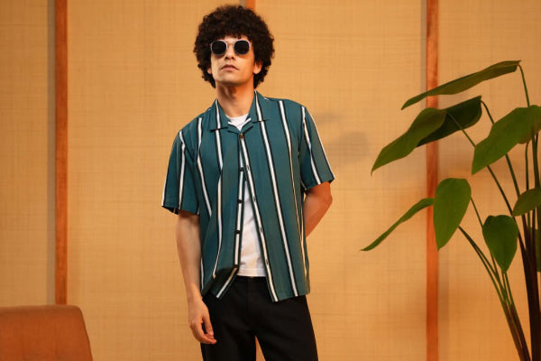 Relaxed Fit Refresh: BasicsLife SS25 Shirt, Tee, Jeans & Sneakers Combo