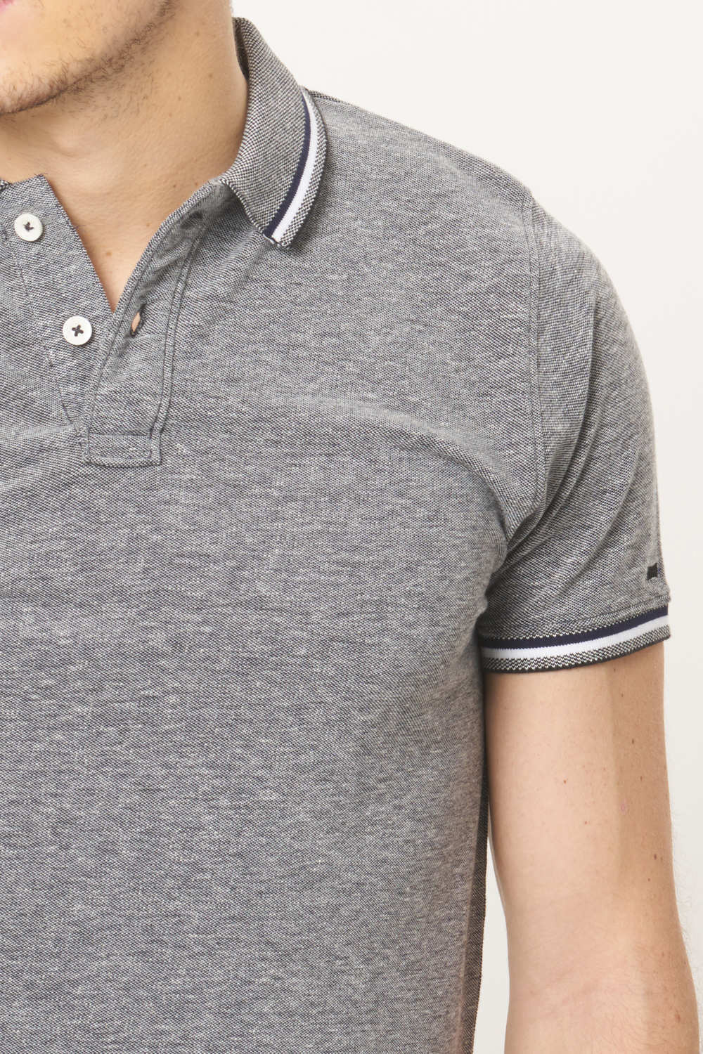 BASICS MUSCLE FIT POLO T.SHIRT