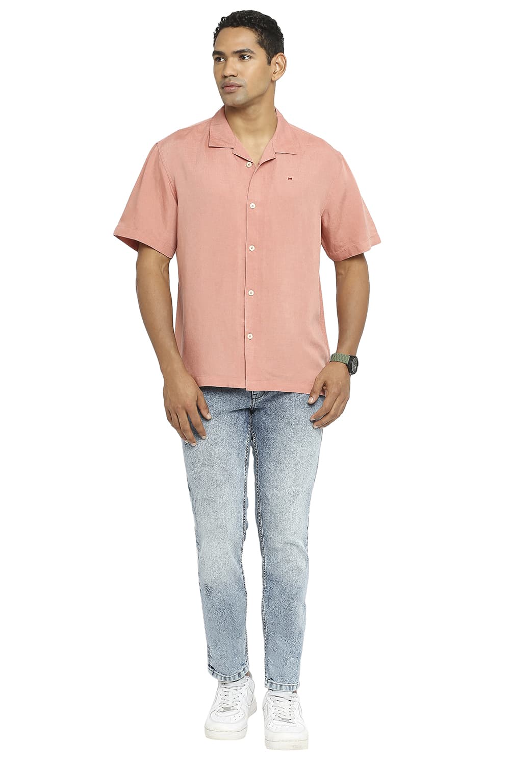 BASICS RELAXED FIT LINEN VISCOSE HALFSLEEVES SHIRT