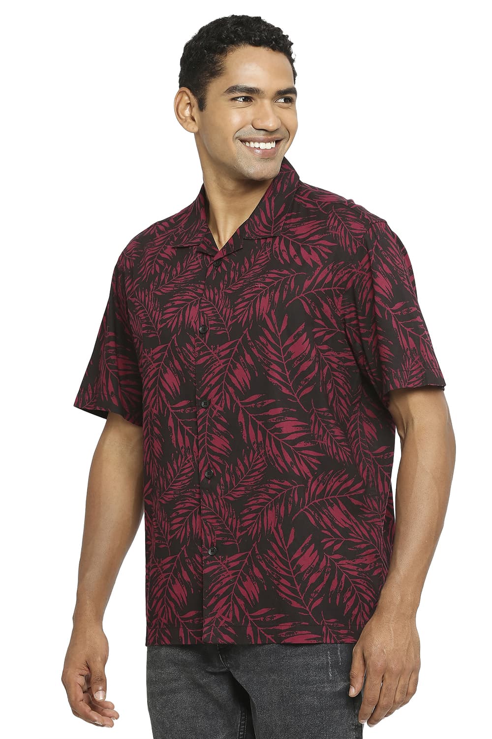 BASICS RELAXED FIT COTTON VISCOSE PRINTED HALFSLEEVES SHIRT
