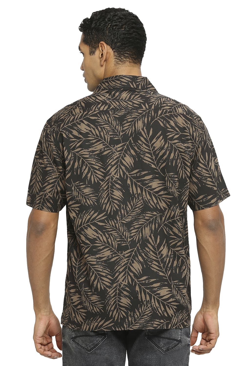 BASICS RELAXED FIT COTTON VISCOSE PRINTED HALFSLEEVES SHIRT