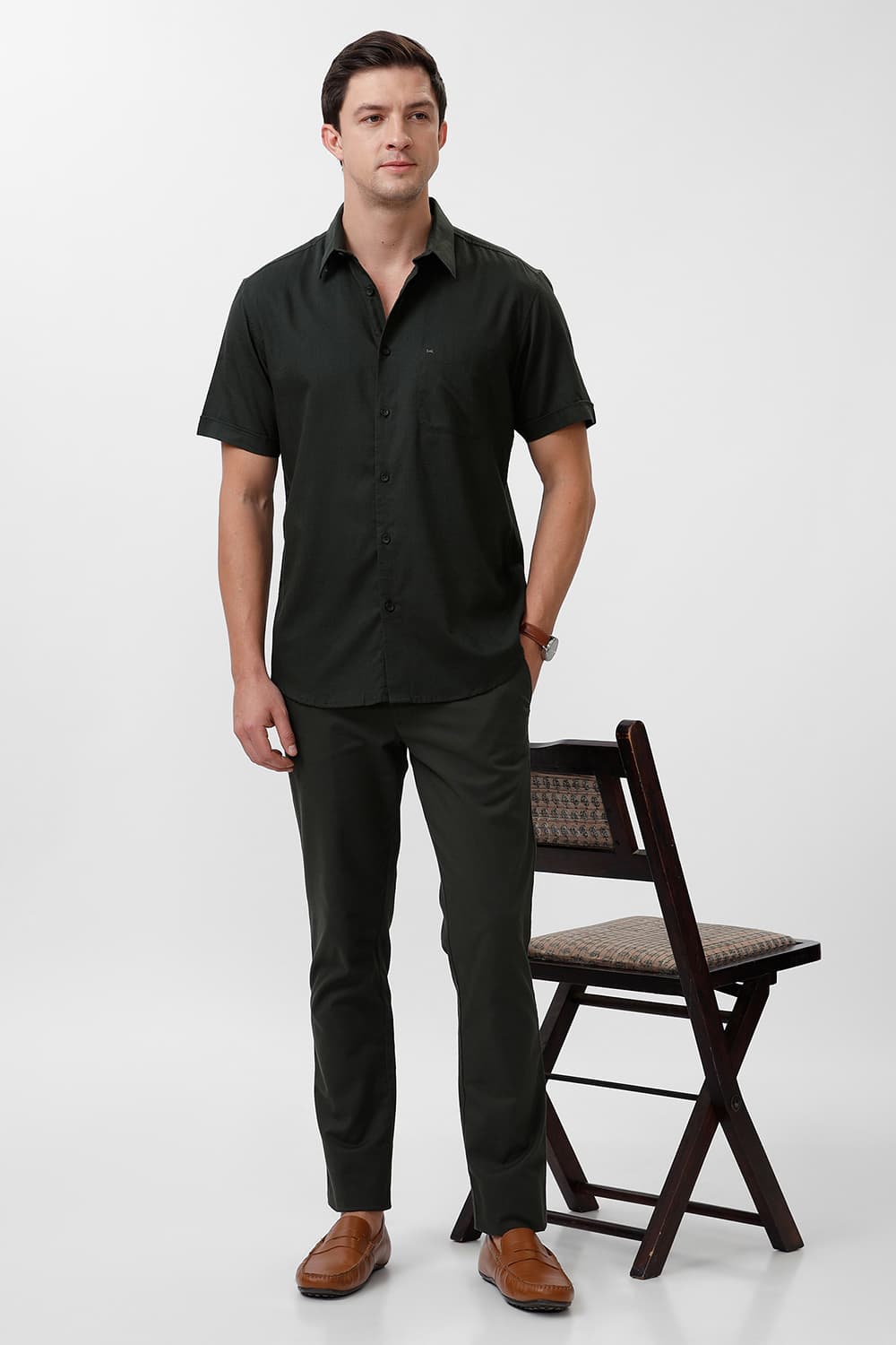 TAPERED FIT COTTON STRETCH DOBBY TROUSER