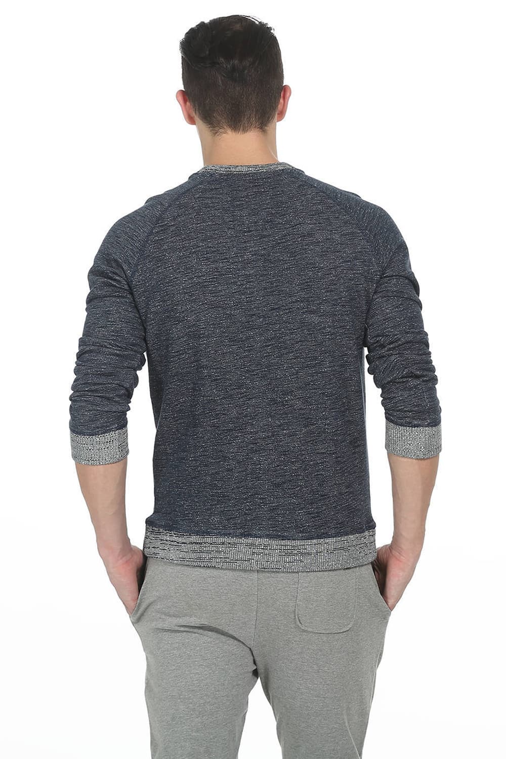 BASICS MUSCLE FIT PULL OVER RAGLAN SLEEVE