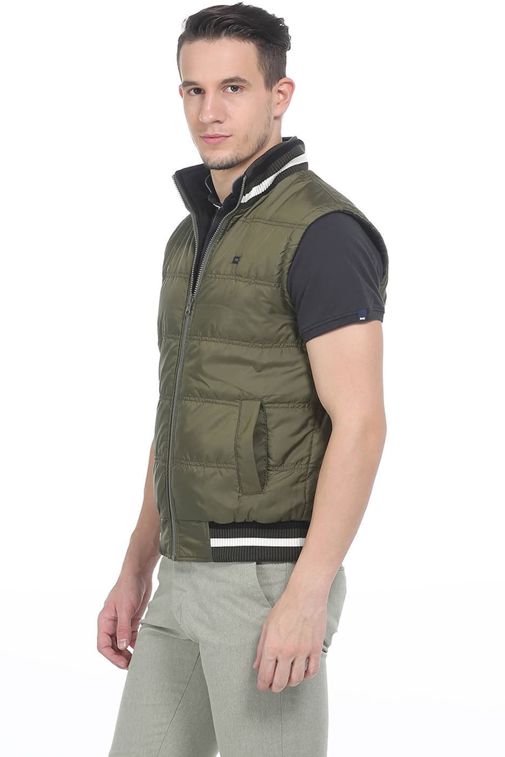 BASICS COMFORT FIT SLEEVELESS REVERSIBLE POLYFILL JACKET