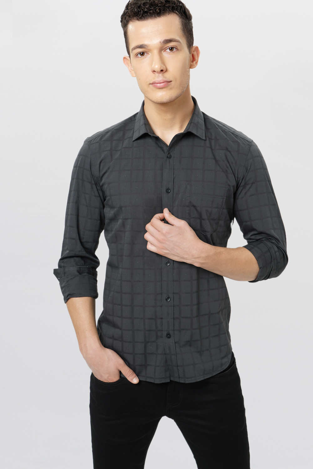 BASICS SLIM FIT DOBBY CHECKS SHIRT