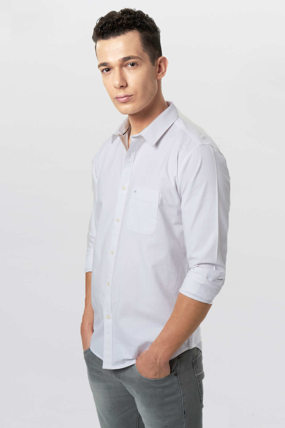 BASICS SLIM FIT CHAMBRAY SHIRT