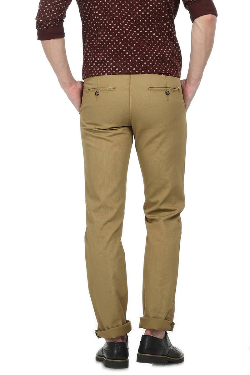 BASICS SLIM FIT CORD STRUCTURE TROUSER