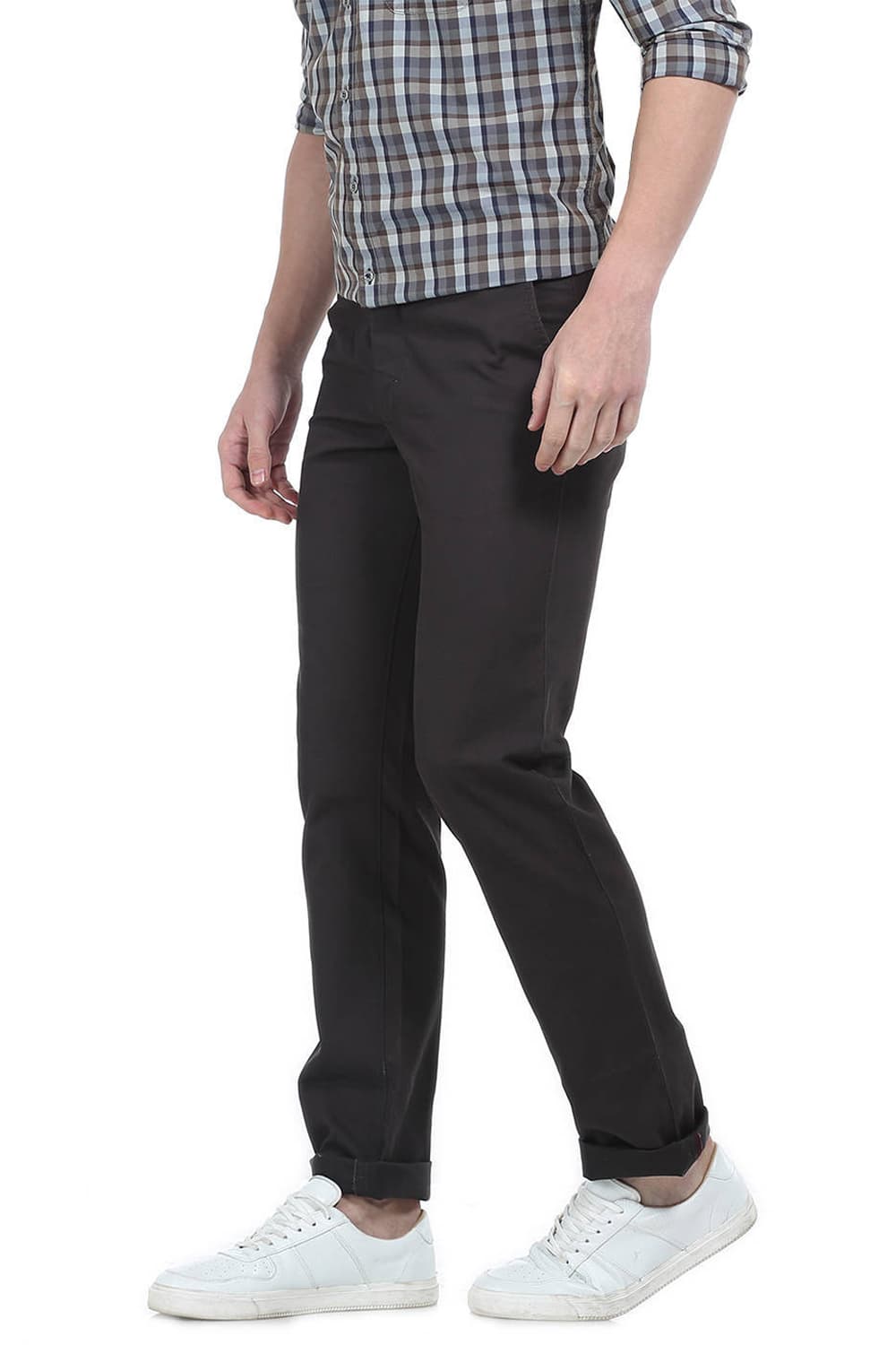 BASICS SLIM FIT CORD STRUCTURE TROUSER