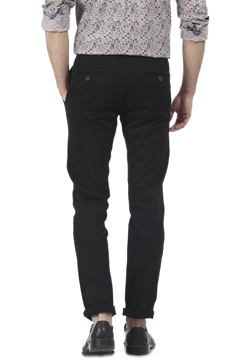 BASICS TAPERED FIT TWILL TROUSER