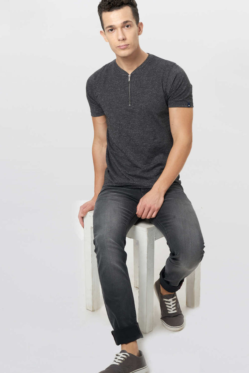 BASICS MUSCLE FIT HENLEY NECK T SHIRT