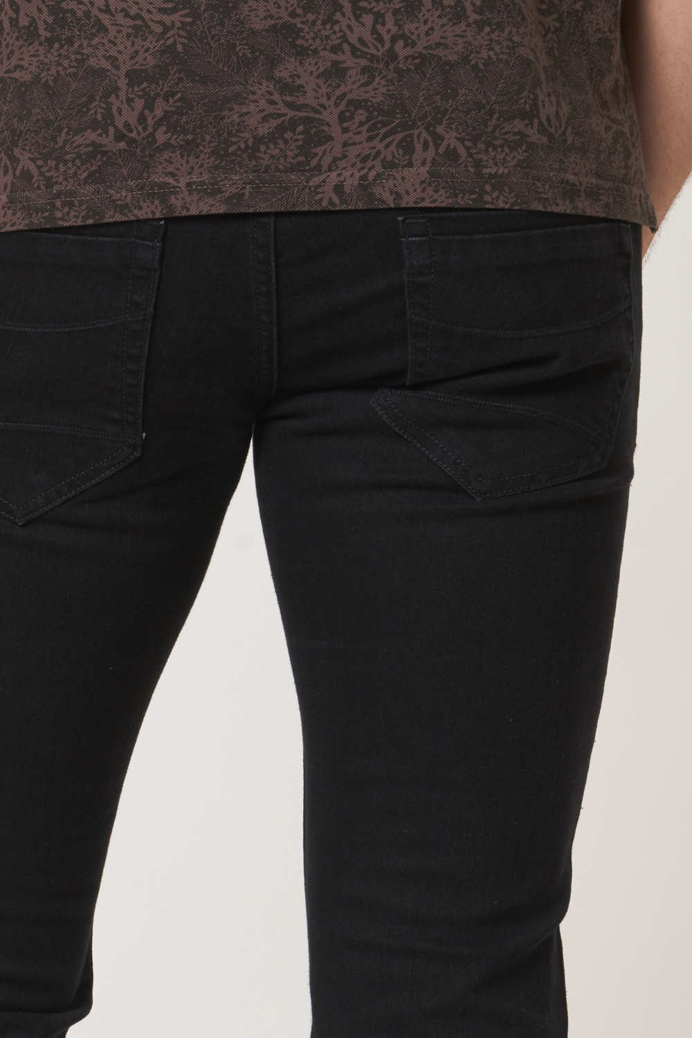 BASICS TORQUE FIT STRETCH JEAN