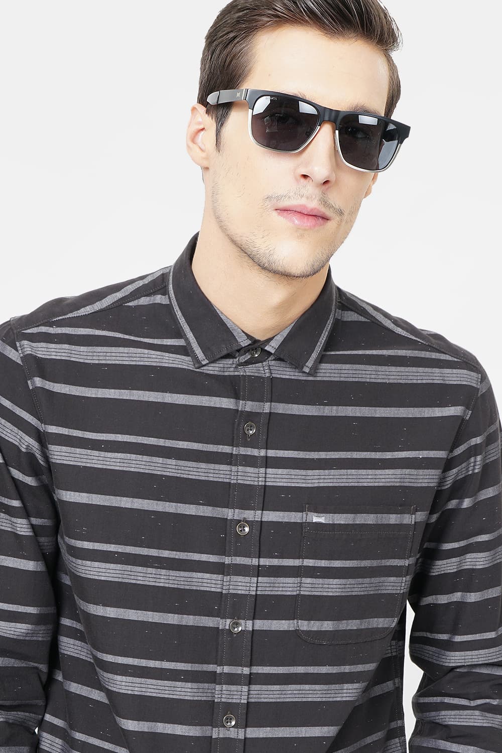 BASICS SLIM FIT WEFT STRIPES SHIRT