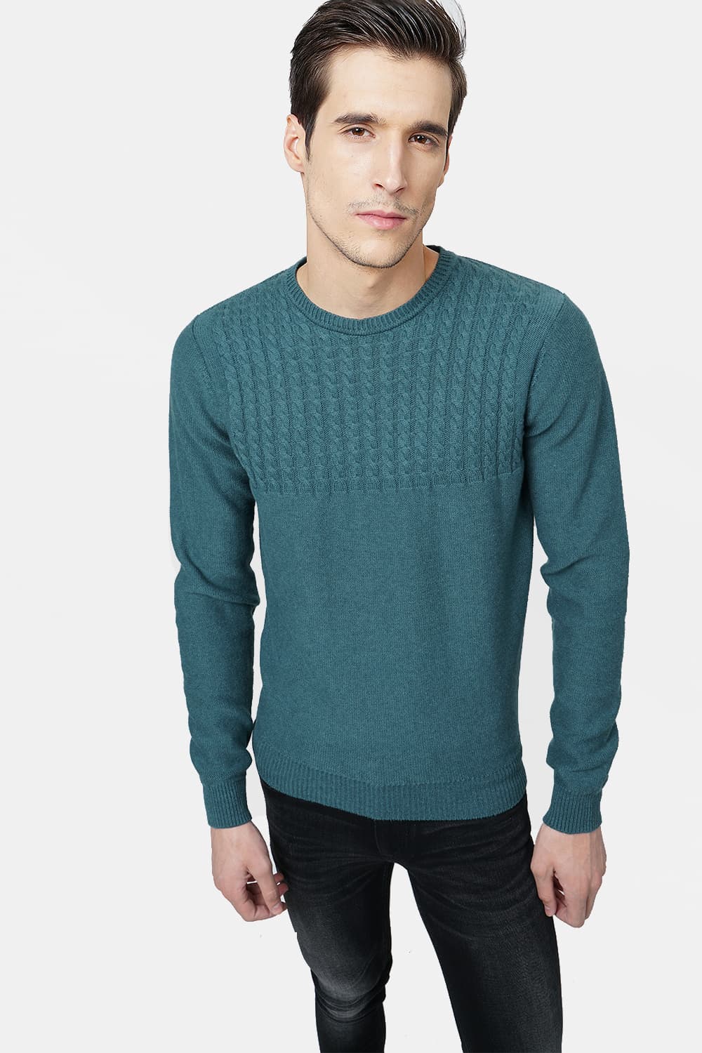 BASICS MUSCLE FIT CREW NECK SWEATER