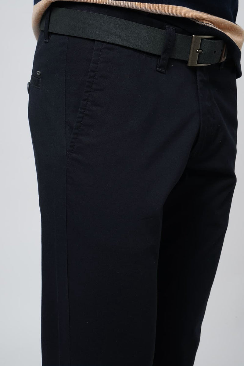 BASICS TAPERED FIT STRETCH TROUSER