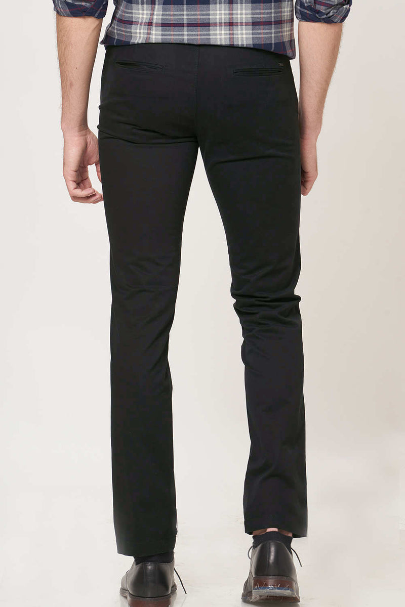 BASICS TAPERED FIT STRETCH TROUSER