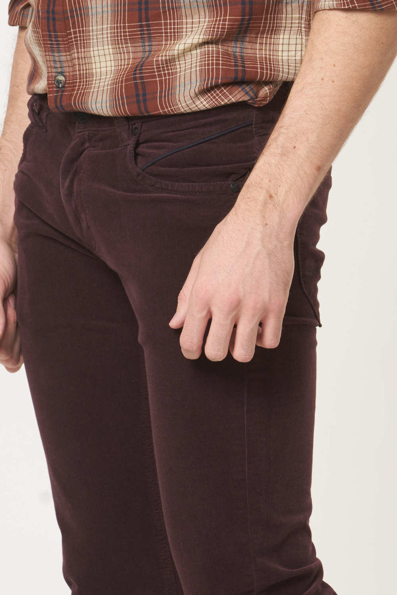 BASICS SKINNY FIT CORDUROY STRETCH TROUSER