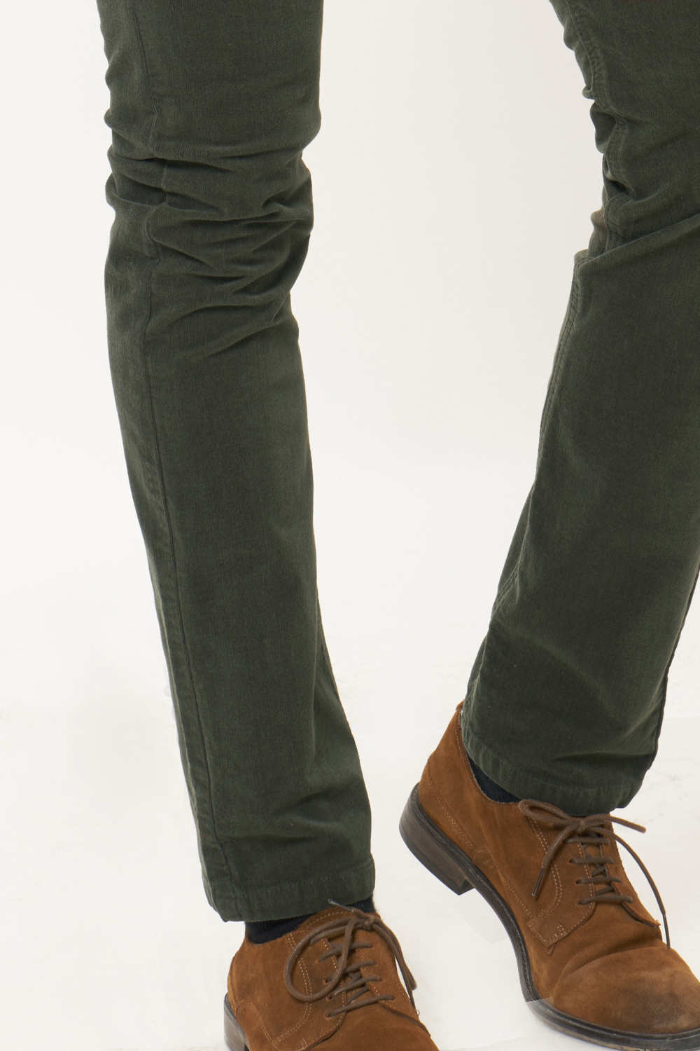 BASICS SKINNY FIT CORDUROY STRETCH TROUSER