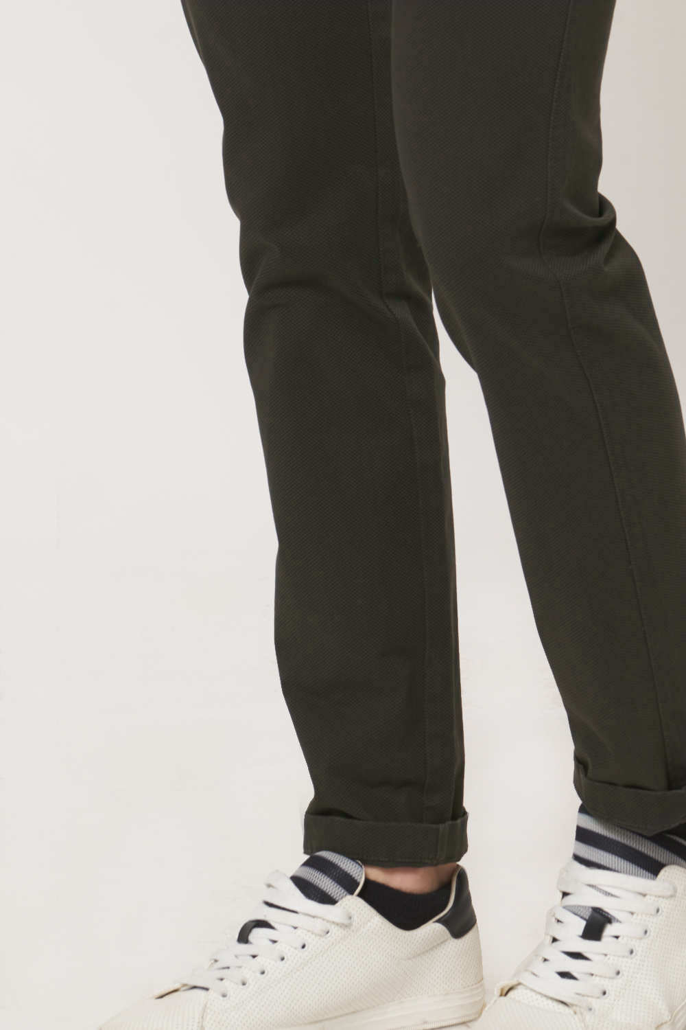 BASICS TAPERED FIT STRETCH TROUSER