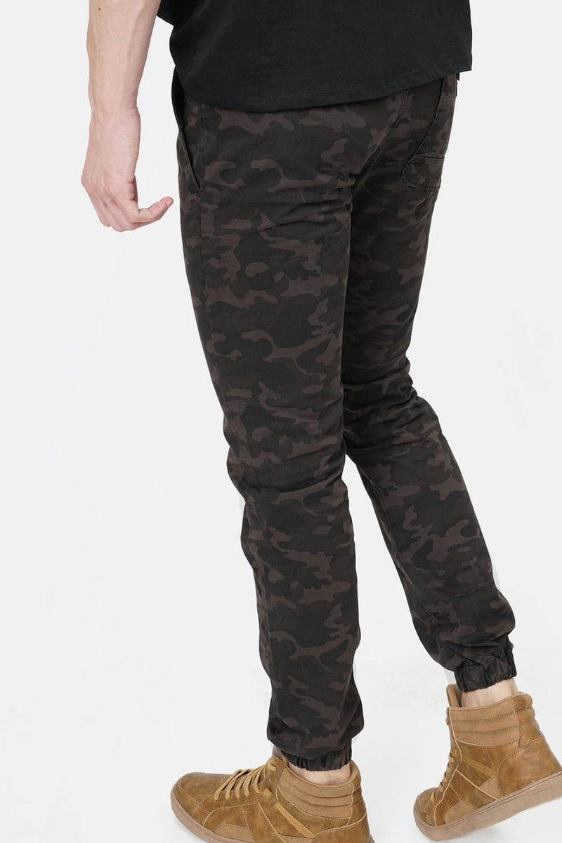 BASICS JOGGER FIT PRINTED TROUSER