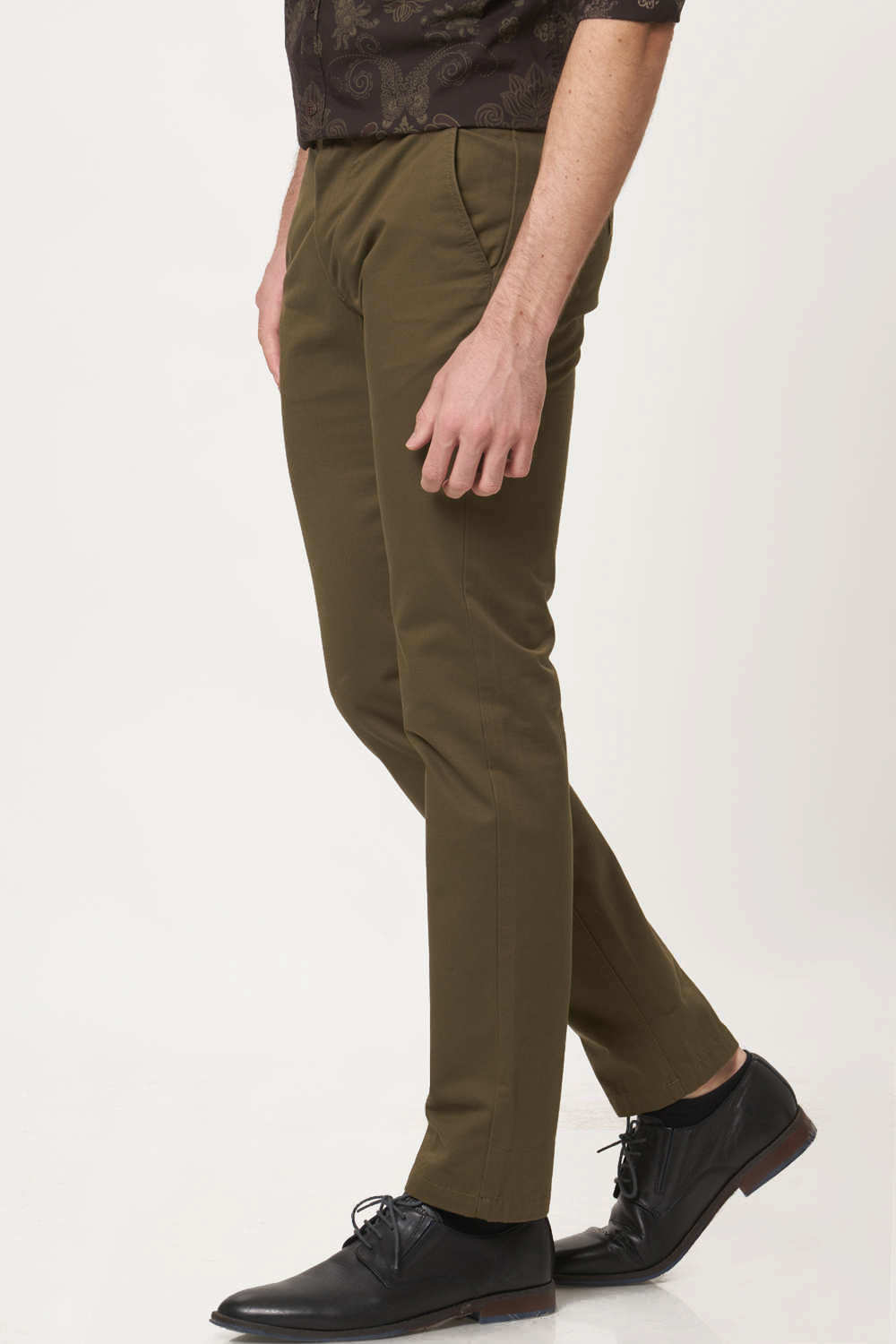 BASICS TAPERED FIT COTTON TROUSER