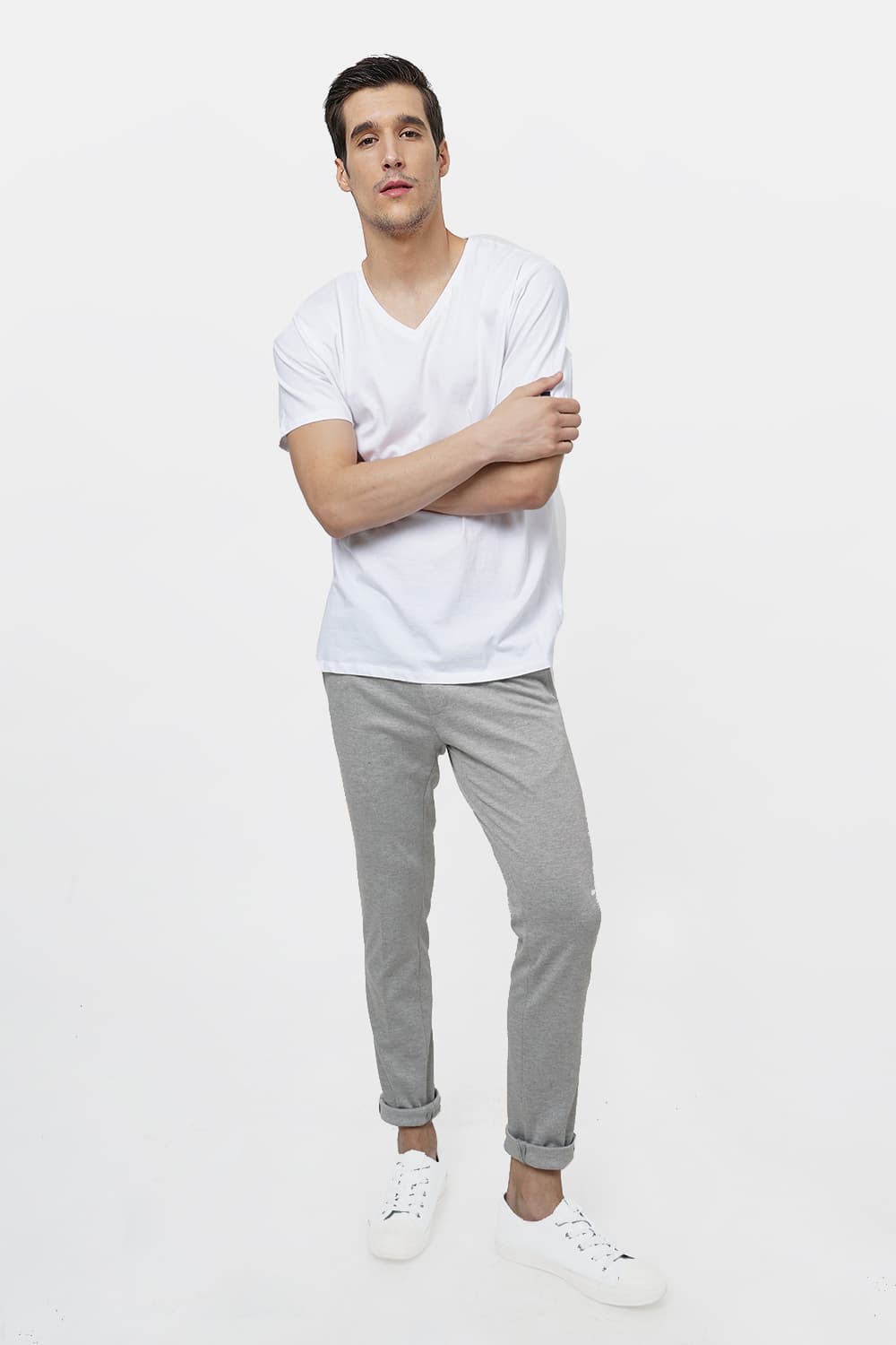 BASICS TAPERED FIT KNITTED TROUSER