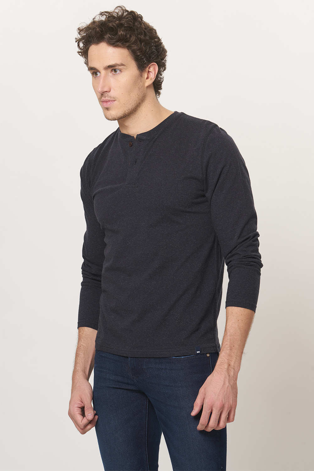 BASICS MUSCLE FIT HENLEY FULL SLEEVE T.SHIRT