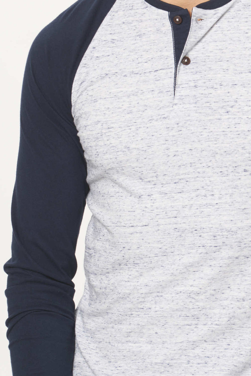 BASICS MUSCLE FIT RAGLAN LONG SLEEVE T.SHIRT