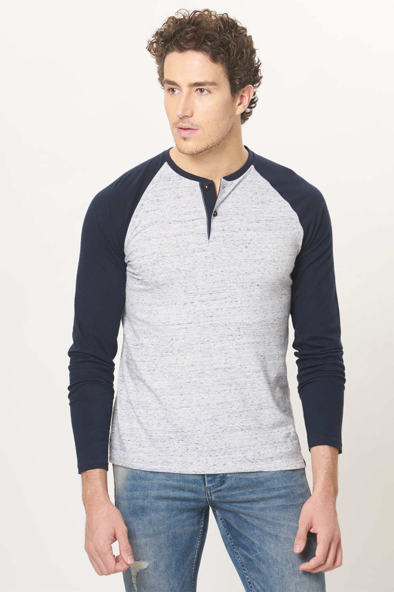 BASICS MUSCLE FIT RAGLAN LONG SLEEVE T.SHIRT