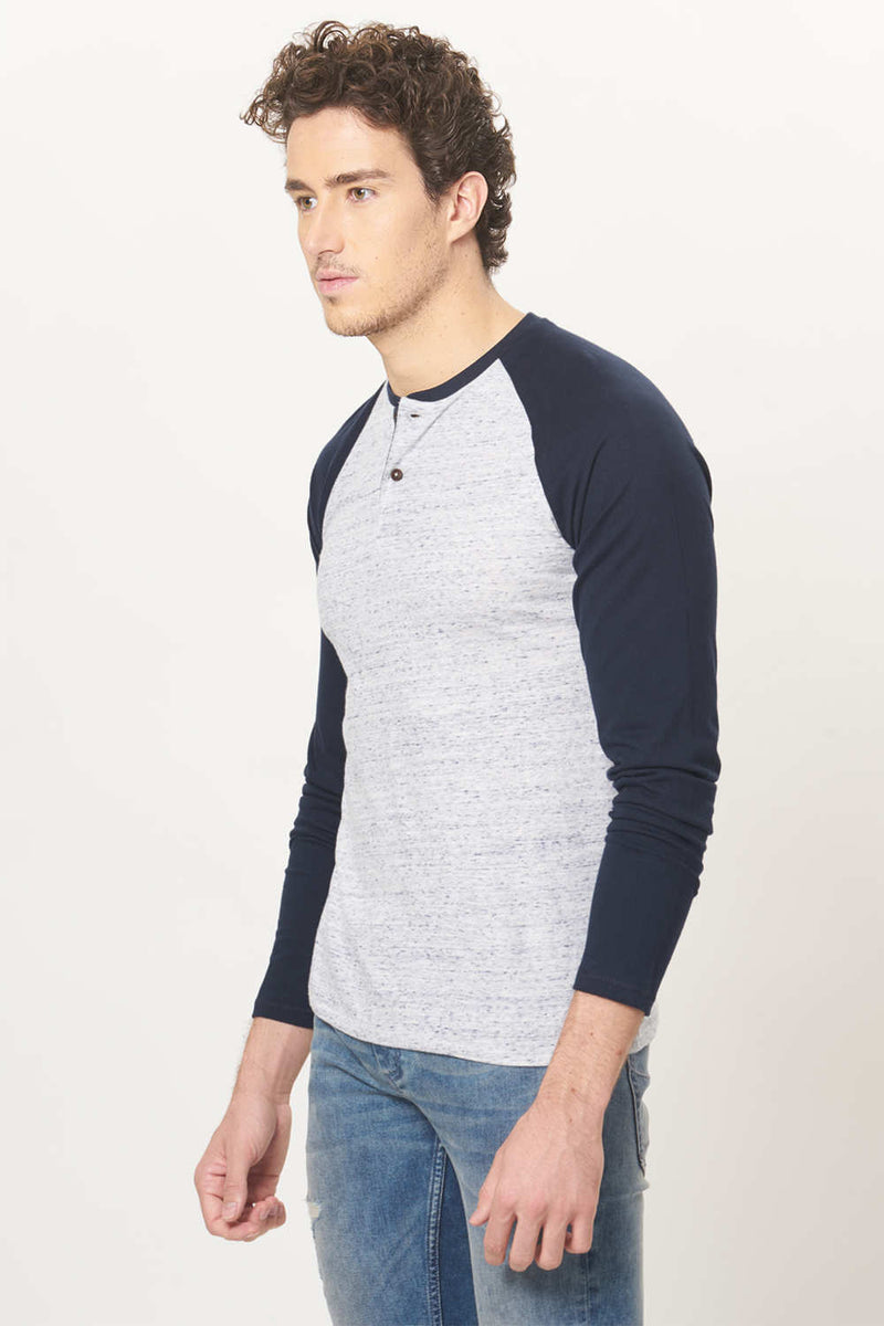 BASICS MUSCLE FIT RAGLAN LONG SLEEVE T.SHIRT