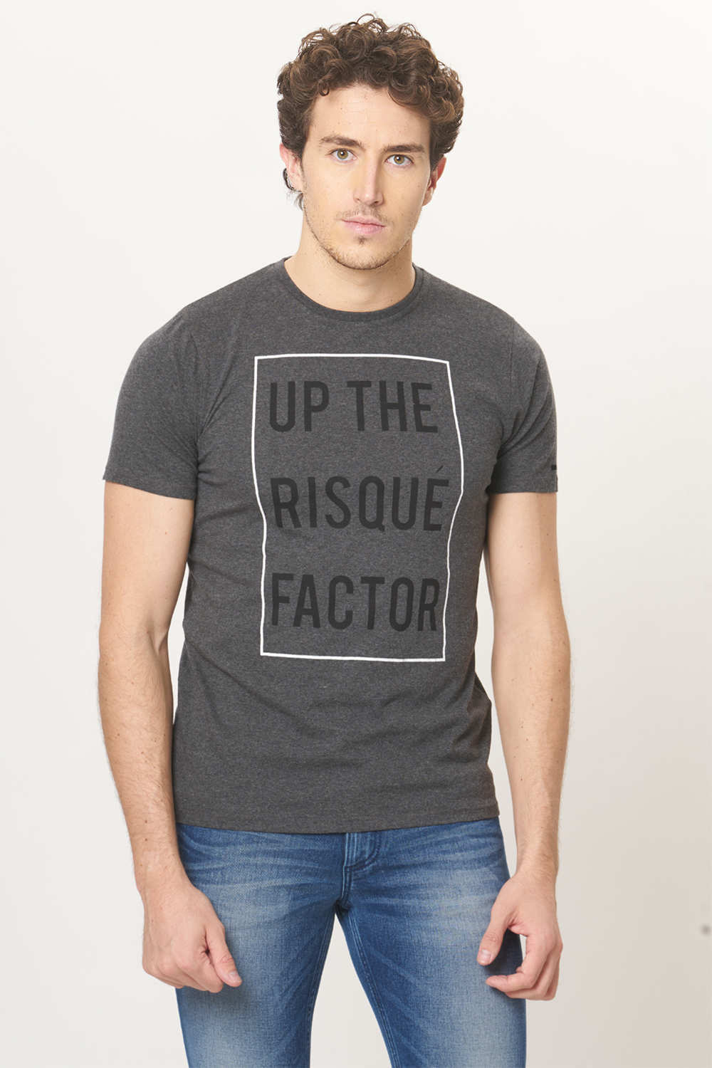 BASICS MUSCLE FIT CREW NECK T.SHIRT