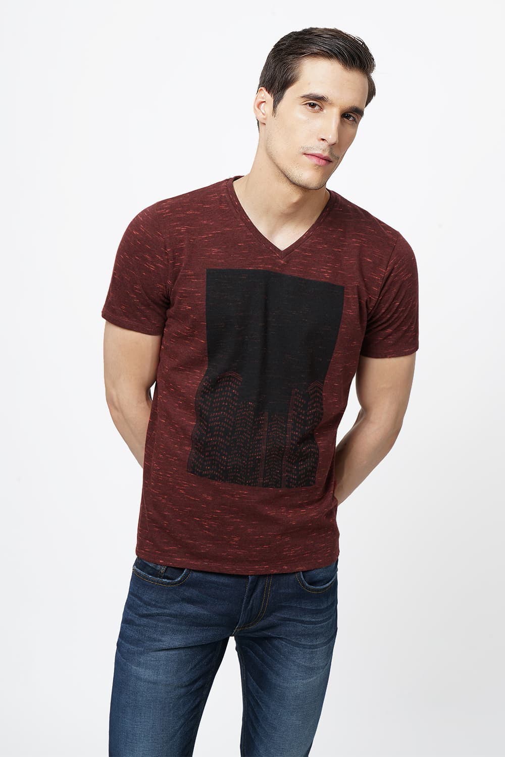 BASICS MUSCLE FIT V NECK T.SHIRT