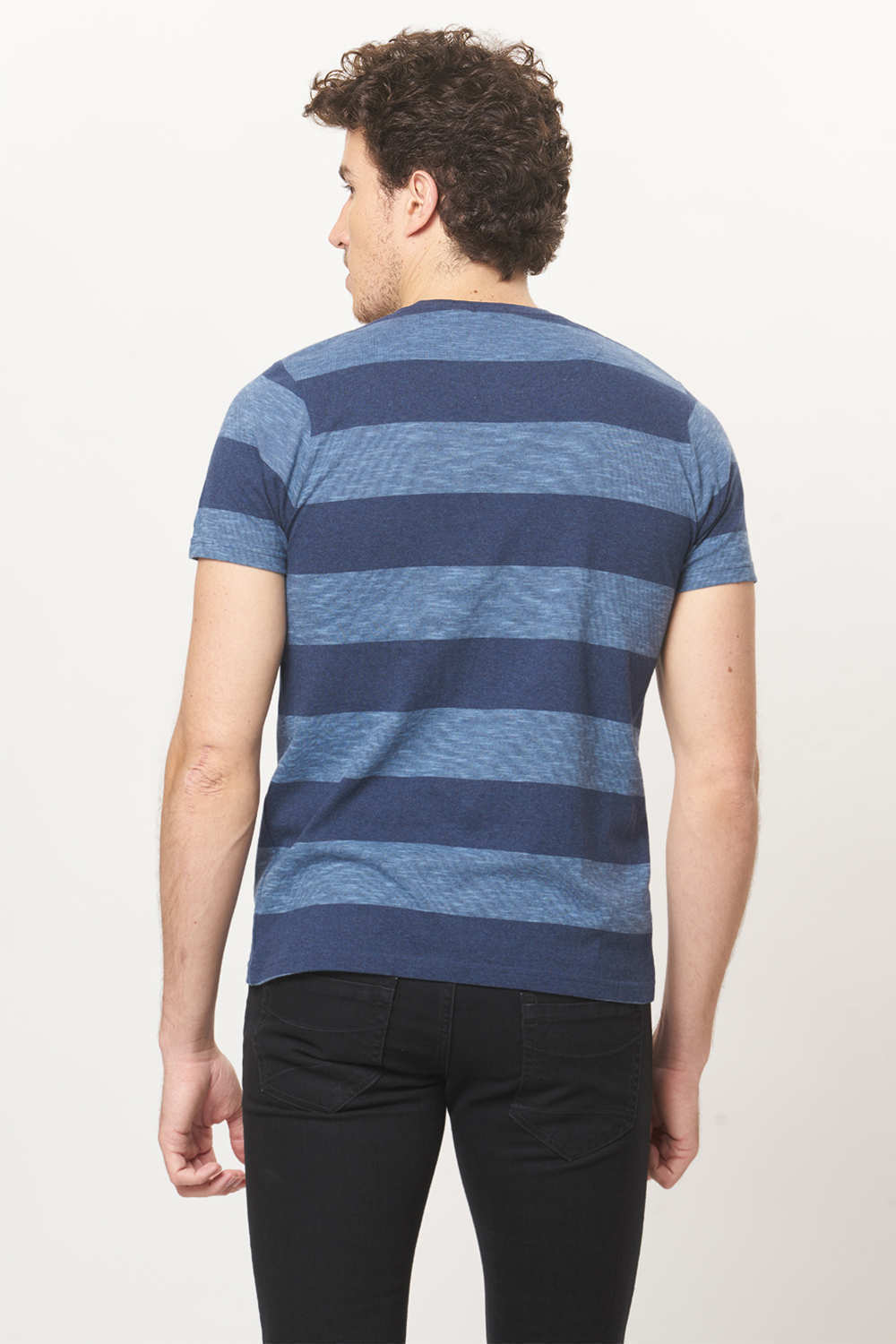 BASICS MUSCLE FIT STRIPES CREW NECK T.SHIRT