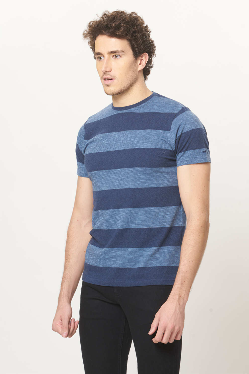 BASICS MUSCLE FIT STRIPES CREW NECK T.SHIRT