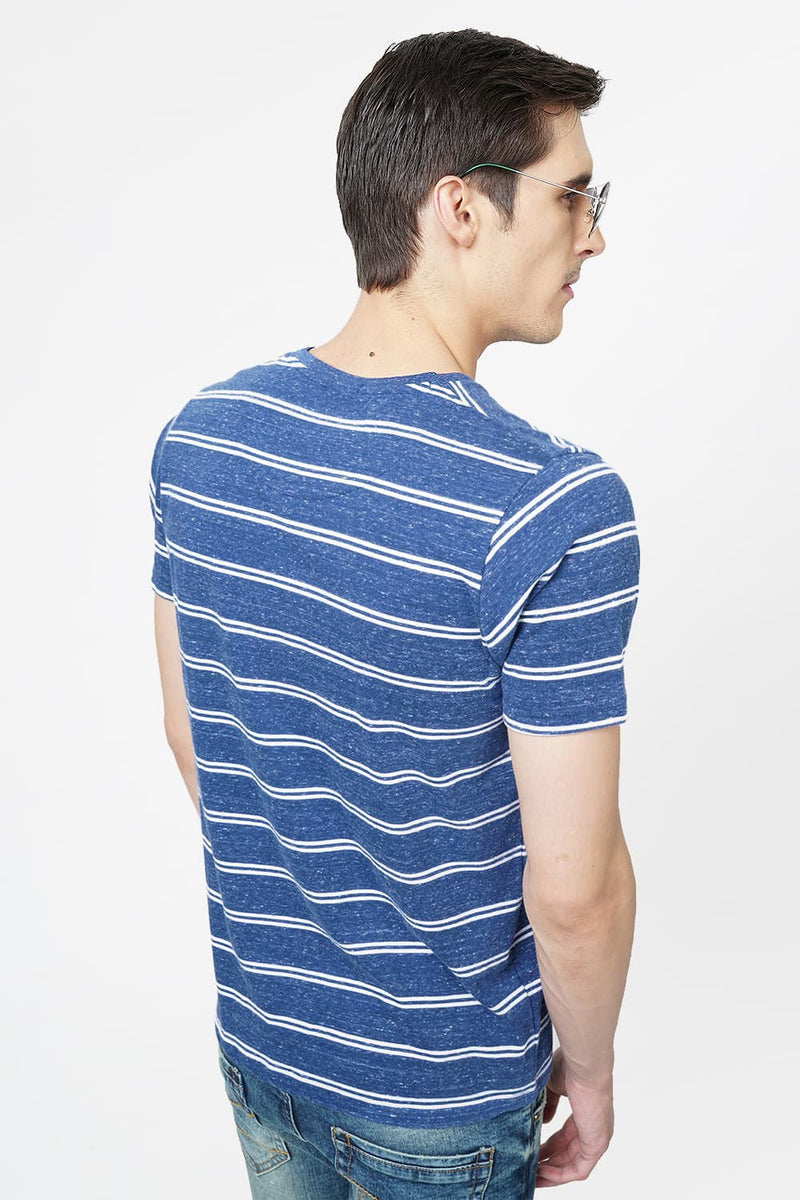 BASICS MUSCLE FIT V NECK T.SHIRT