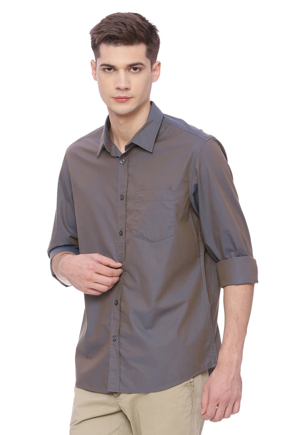 BASICS SLIM FIT CHAMBRAY SHIRT