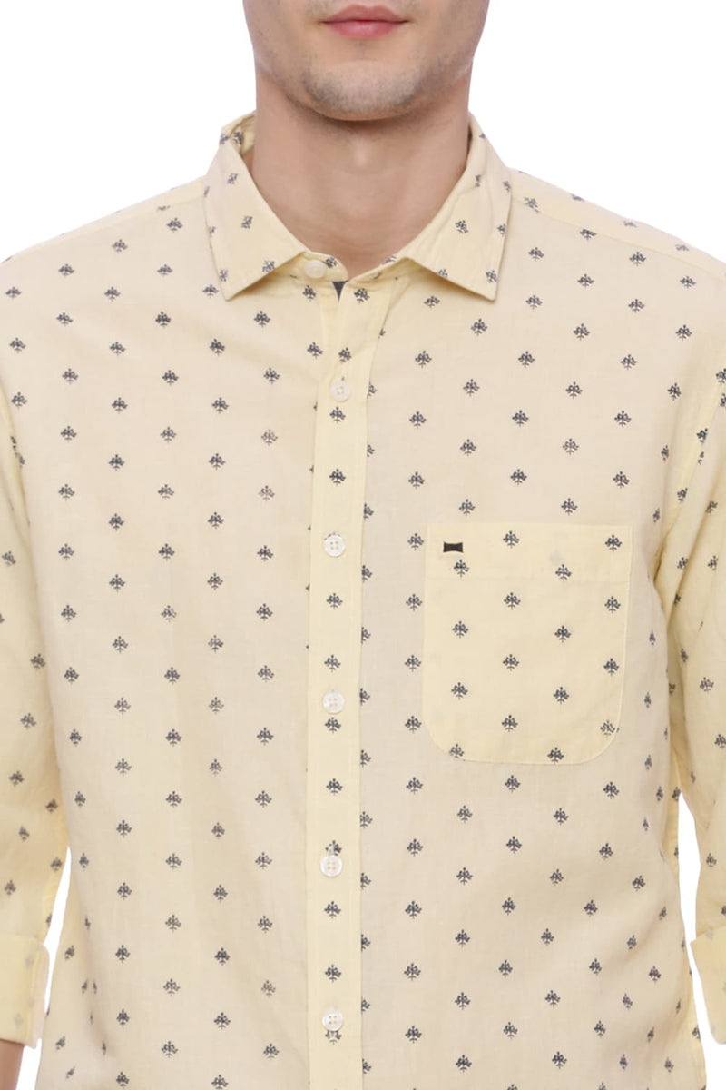 BASICS SLIM FIT PRINTED SHIRT