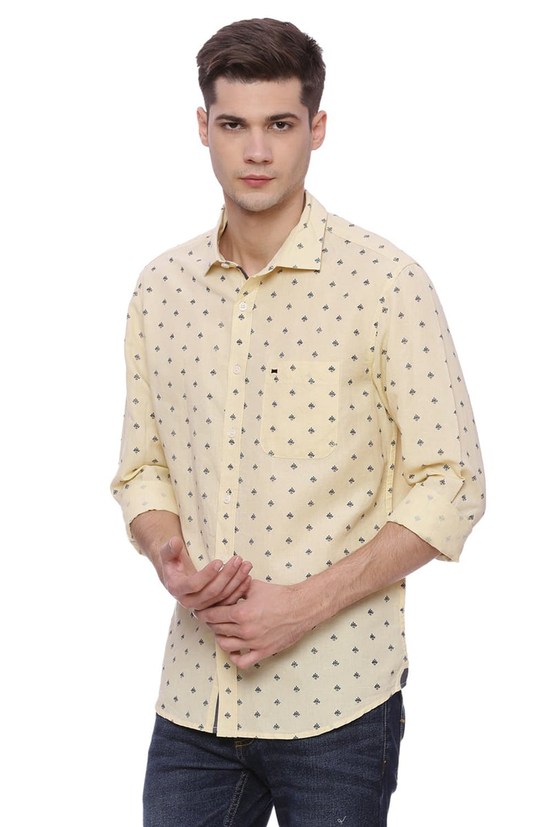 BASICS SLIM FIT PRINTED SHIRT