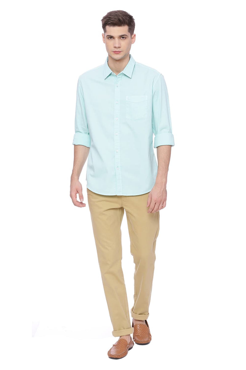 BASICS SLIM FIT DOBBY STRETCH SHIRT