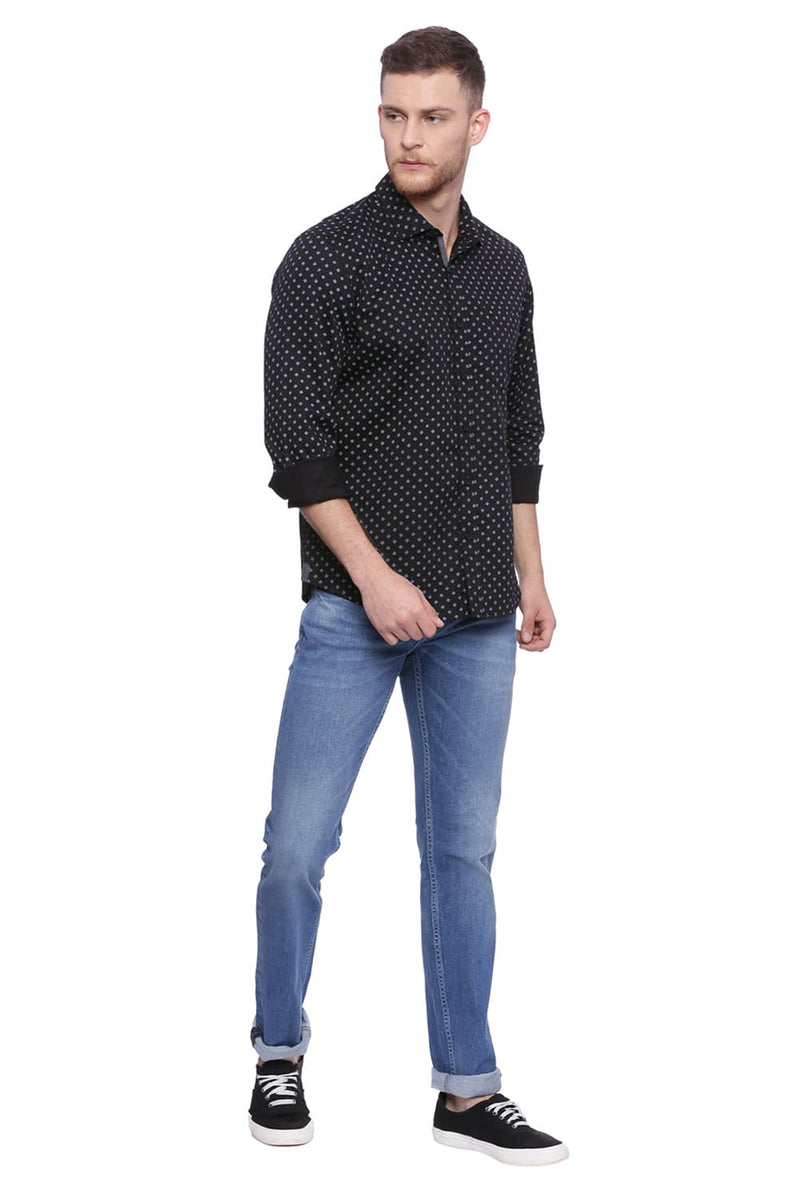 BASICS SLIM FIT PRINTED SHIRT