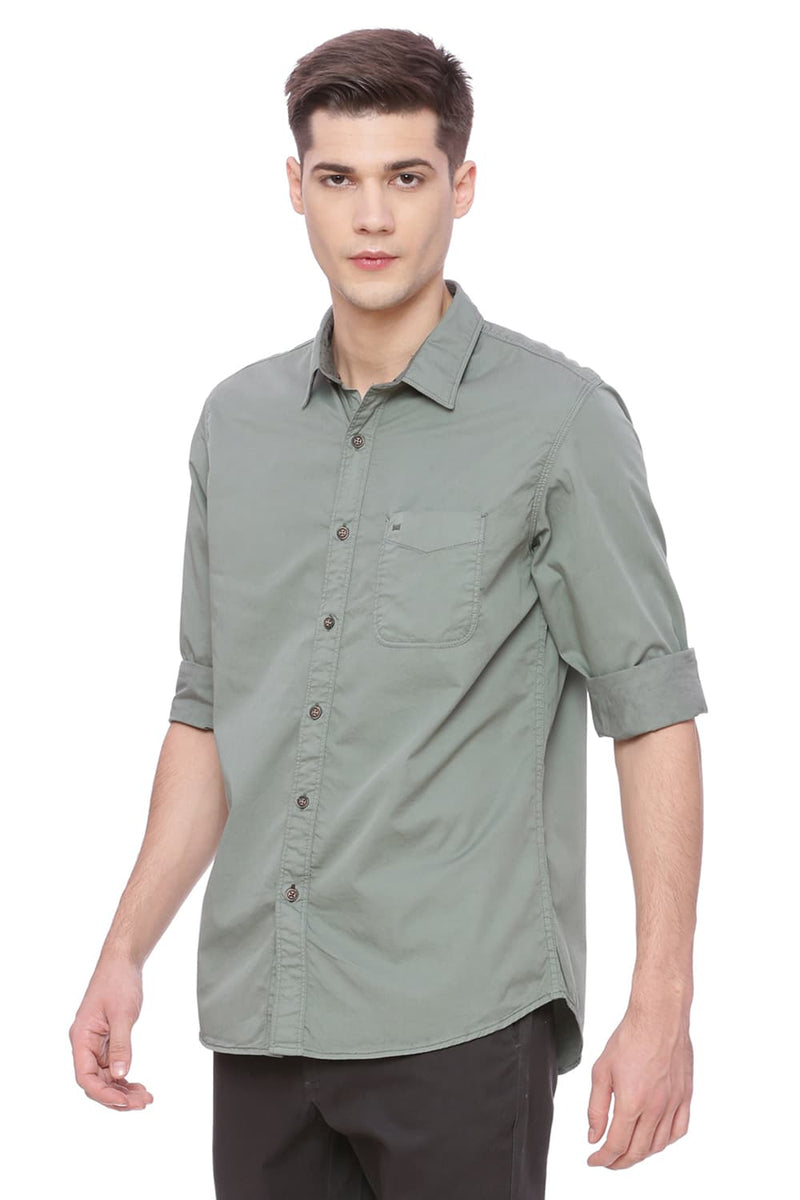 BASICS SLIM FIT GARMENT-DYED SHIRT