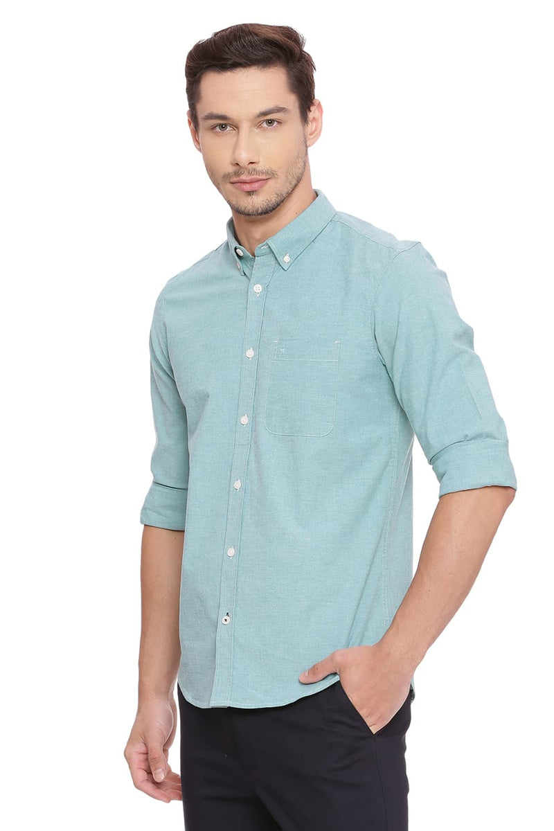 BASICS SLIM FIT CHAMBRAY SHIRT