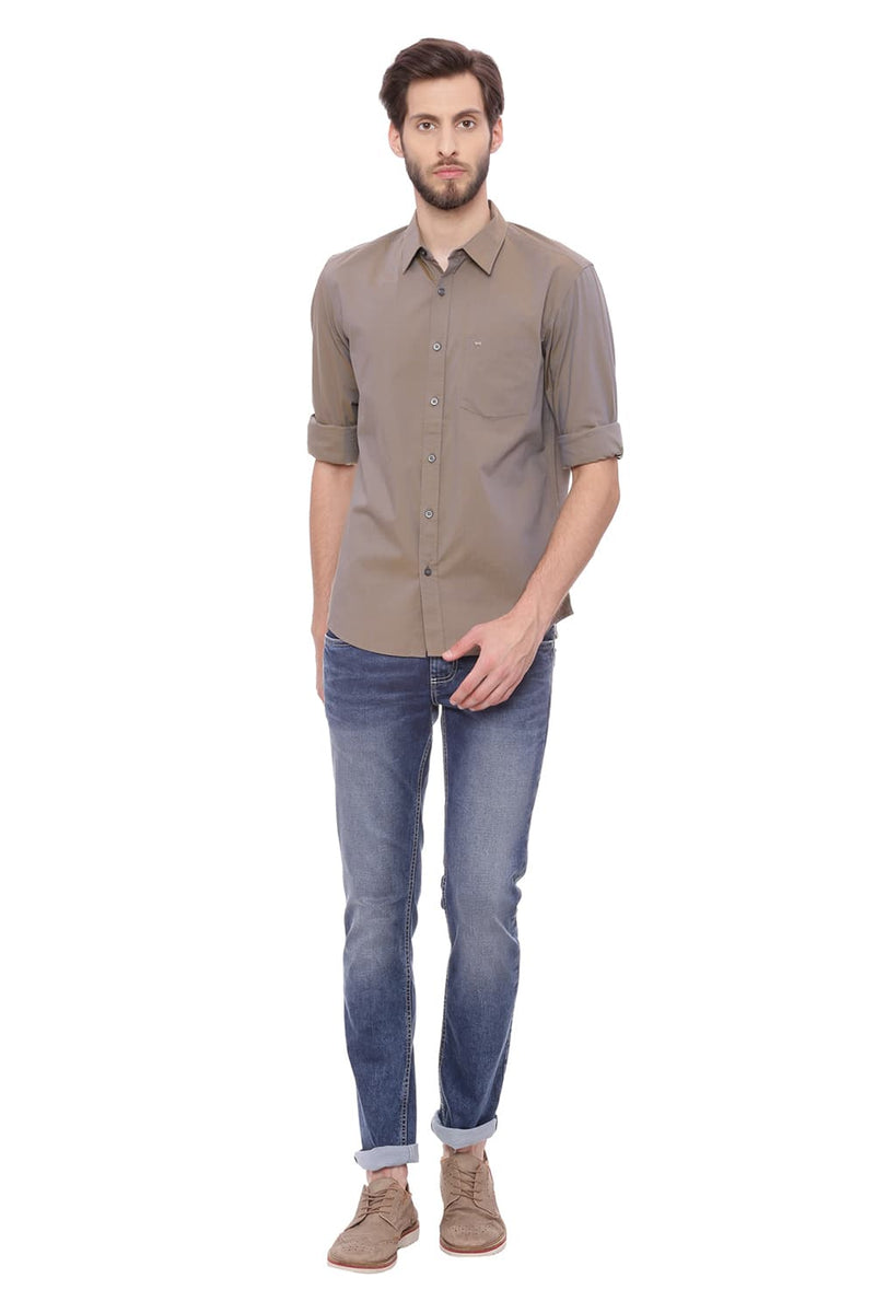 BASICS SLIM FIT CHAMBRAY SHIRT