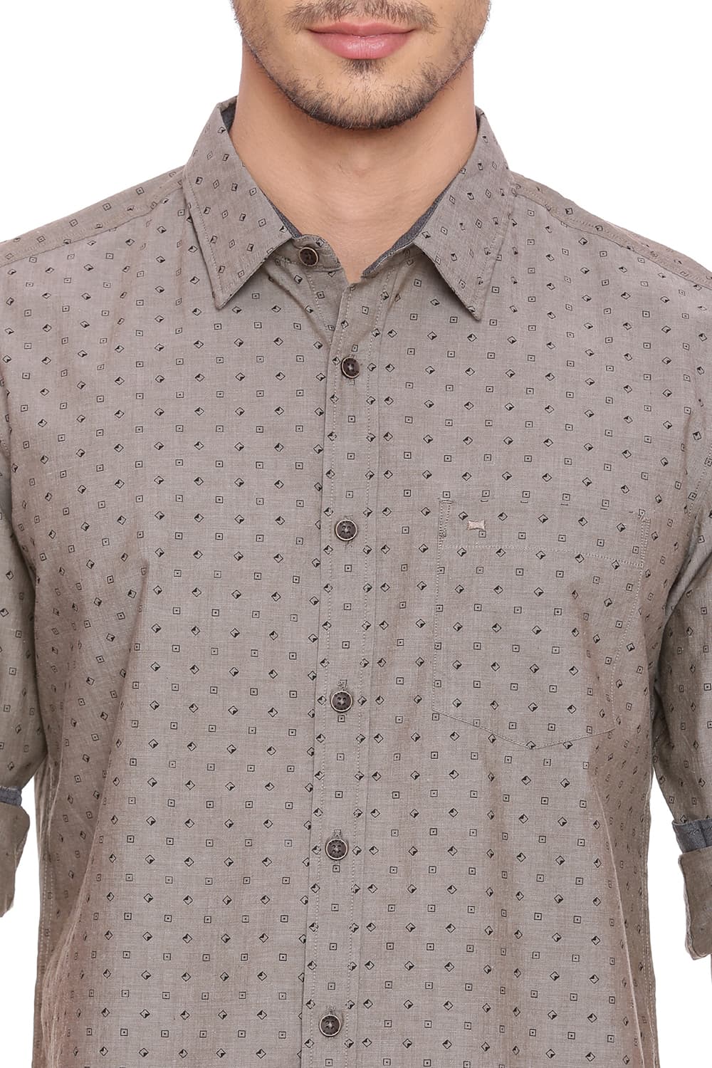 BASICS SLIM FIT CHAMBRAY SHIRT