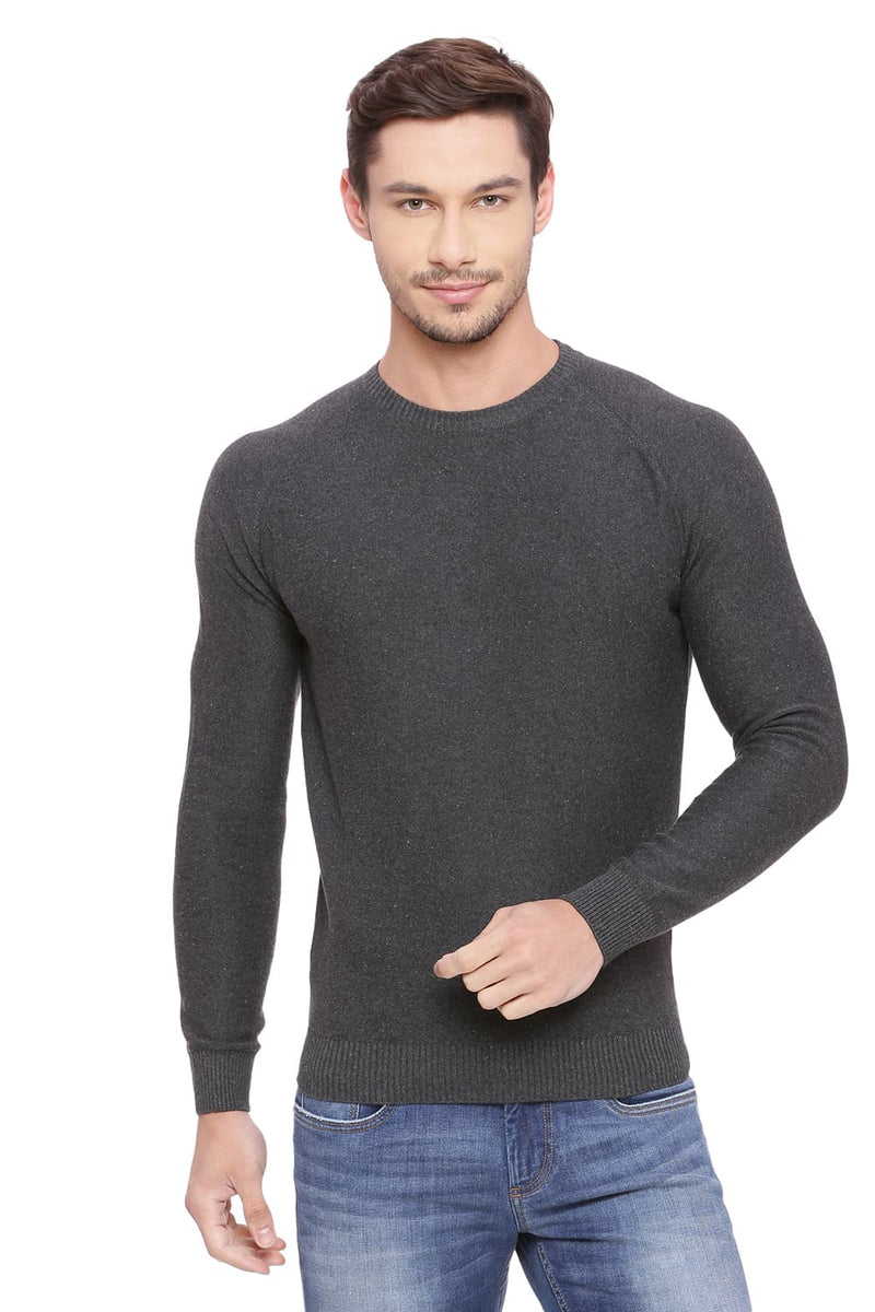 BASICS MUSCLE FIT CREW NECK SWEATER