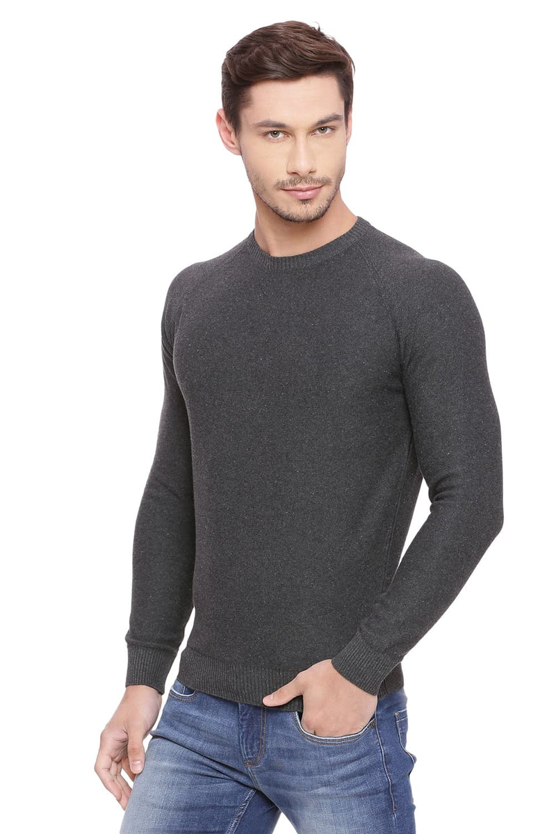 BASICS MUSCLE FIT CREW NECK SWEATER