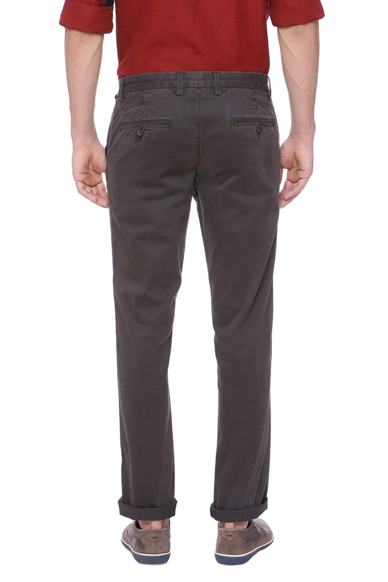 BASICS TAPERED FIT TWILL STRETCH TROUSER