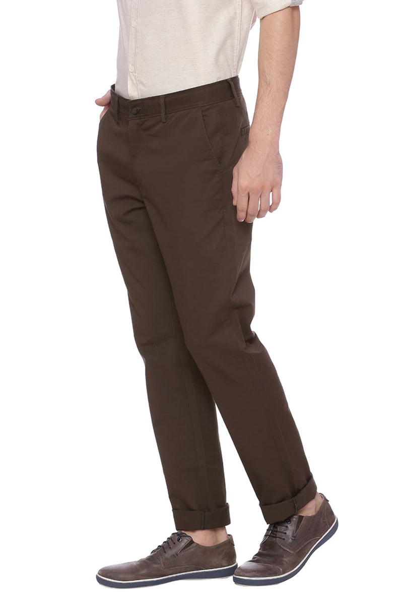 BASICS TAPERED FIT STRETCH TROUSER