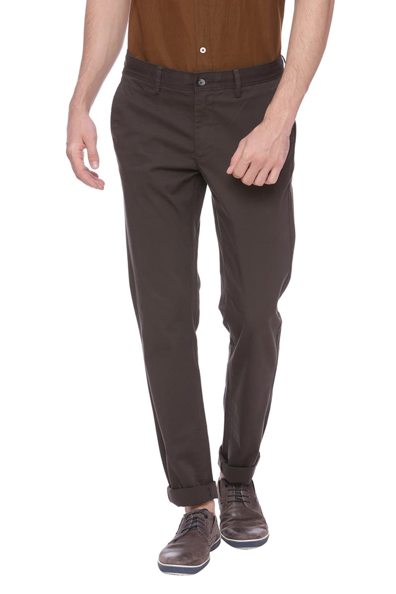 BASICS TAPERED FIT STRETCH TROUSER