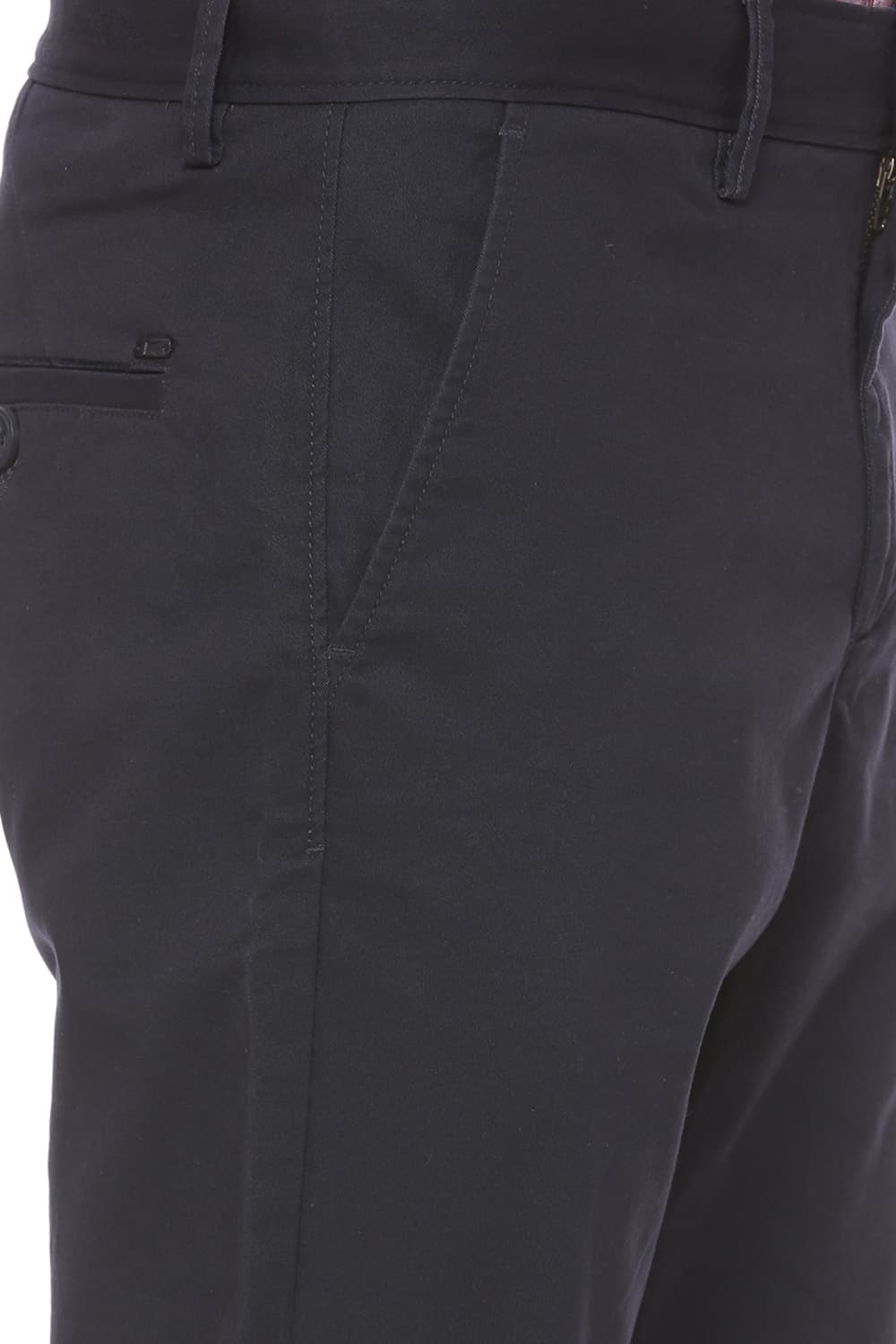 BASICS TAPERED FIT STRETCH TROUSER