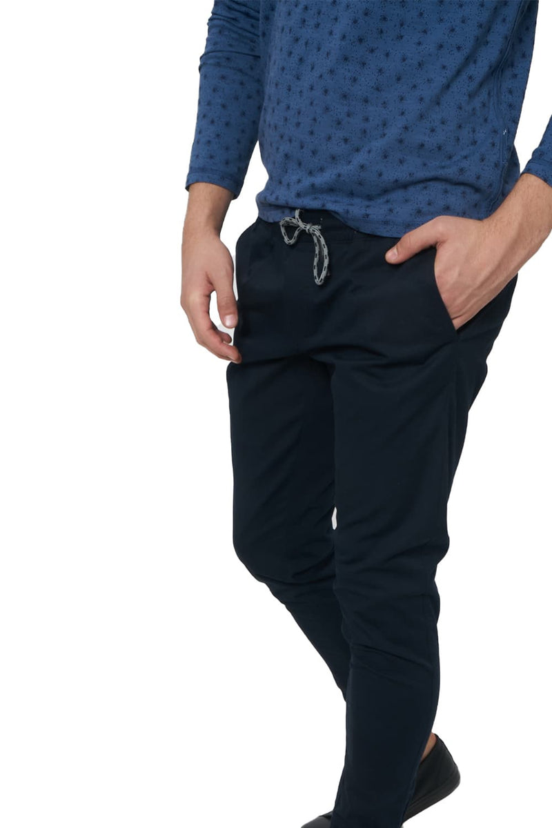 BASICS JOGGER FIT STRETCH TROUSER